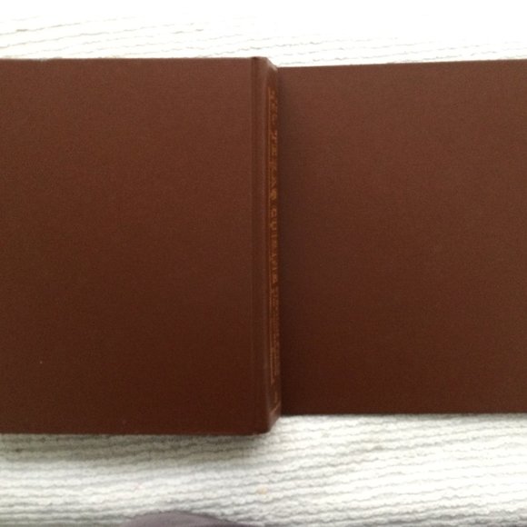 Texas Gourmet Cookbook Vintage 1993 1st Edition - Picture 3 of 10